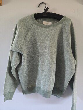 THE GREAT. Distressed Raglan Sleeve Sweatshirt in Heathered Green Size 2